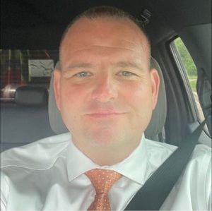 Meet your Posher, Eric